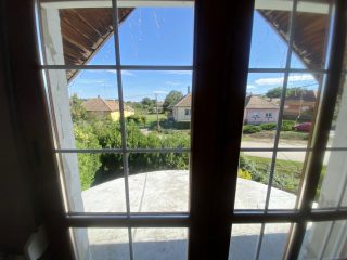 Eladó 170 m²-escsaládi ház Domony, Erdő utca: 83'000'000 Ft