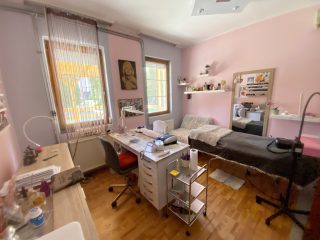 Eladó 170 m²-escsaládi ház Domony, Erdő utca: 83'000'000 Ft