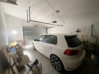 Eladó 170 m²-escsaládi ház Domony, Erdő utca: 83'000'000 Ft