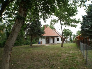 Eladó 105 m²-escsaládi ház Dömsöd, Dabi utca: 98'900'000 Ft
