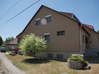 Eladó 140 m²-esikerház Dömsöd, Fő utca utca: 65'000'000 Ft