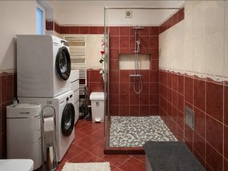 Eladó 180 m²-escsaládi ház Dömsöd, dunapart utca: 358'990'000 Ft