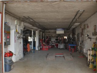 Eladó 1065 m²-esegyéb üzlethelyiség Dömsöd, gumis tanya: 380'000'000 Ft