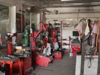 Eladó 1065 m²-esegyéb üzlethelyiség Dömsöd, gumis tanya: 380'000'000 Ft