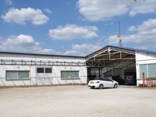 Eladó 1065 m²-esegyéb üzlethelyiség Dömsöd, gumis tanya: 380'000'000 Ft
