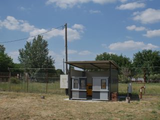 Eladó 1065 m²-esegyéb üzlethelyiség Dömsöd, gumis tanya: 380'000'000 Ft