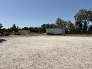 Eladó 1065 m²-esegyéb üzlethelyiség Dömsöd, gumis tanya: 380'000'000 Ft