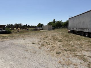 Eladó 1065 m²-esegyéb üzlethelyiség Dömsöd, gumis tanya: 380'000'000 Ft