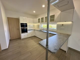 Eladó 160 m²-escsaládi ház Dunaharaszti, ÁLOMOTTHON EXKLUZÍV, ZÁRT LAKÓPARKBAN: 230'000'000 Ft