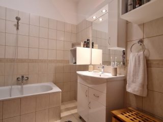 Eladó 66 m²-estársasházi lakás Dunaharaszti, Baktay Ervin utca: 83'900'000 Ft