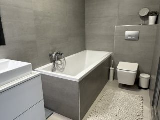 Eladó 115 m²-estársasházi lakás Dunaharaszti, Bezerédi lakópark: 149'000'000 Ft