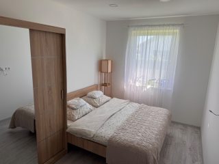 Eladó 214 m²-escsaládi ház Dunaharaszti, EXKLUZÍV, ZÁRT LAKÓPARK utca: 250'000'000 Ft