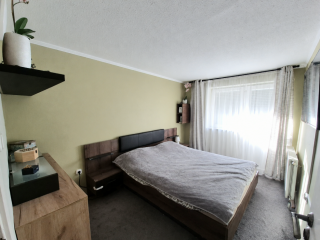 Eladó 160 m²-escsaládi ház Dunaharaszti, Központi elhelyezkedés: 129'900'000 Ft