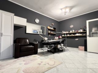 Eladó 160 m²-escsaládi ház Dunaharaszti, Központi elhelyezkedés: 129'900'000 Ft