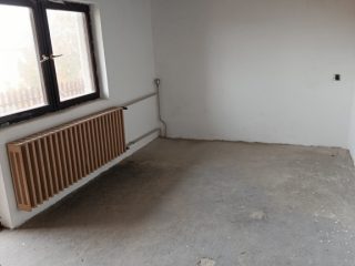Eladó 208 m²-escsaládi ház Dunaharaszti, Toldi Miklós út közeli utca: 93'900'000 Ft
