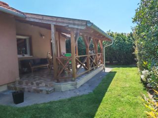 Eladó 80 m²-esikerház Dunaharaszti, kertvárosi övezet: 119'000'000 Ft