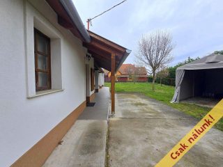 Eladó 96 m²-escsaládi ház Dunakeszi, Attila utca: 128'000'000 Ft