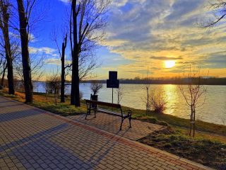 Eladó 89 m²-escsaládi ház Dunakeszi, Duna sor: 228'000'000 Ft