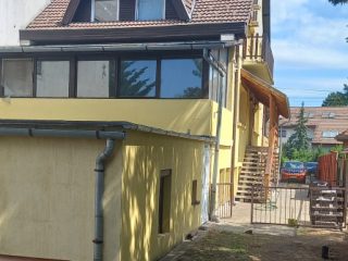 Eladó 550 m²-escsaládi ház Dunakeszi, Dunakeszi-Gyártelep állomáshoz közel: 348'000'000 Ft