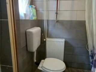 Eladó 200 m²-escsaládi ház Dunakeszi, Fő út közeli utca: 157'000'000 Ft