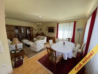 Eladó 203 m²-escsaládi ház Dunakeszi, Gizella utca: 179'900'000 Ft