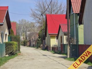 Eladó 68 m²-escsaládi ház Dunakeszi, Harcsa utca: 56'900'000 Ft