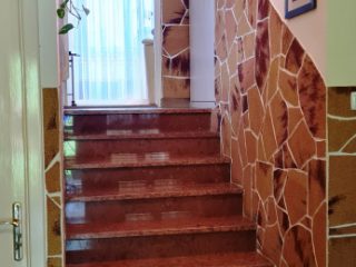 Eladó 140 m²-essorház Dunakeszi, Kazinczy Ferenc utca: 136'800'000 Ft