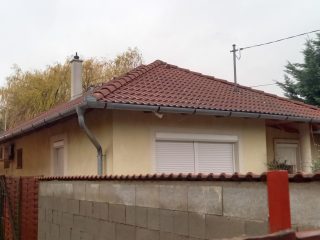 Eladó 150 m²-esházrész Dunakeszi, tóváros: 30'000'000 Ft