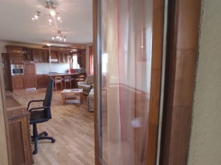 Eladó 110 m²-estársasházi lakás Dunaújváros, Bagolyvár utca: 88'900'000 Ft