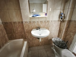 Eladó 51 m²-estársasházi lakás Dunaújváros, Dózsa György út: 32'490'000 Ft