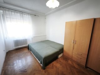 Eladó 51 m²-estársasházi lakás Dunaújváros, Dózsa György út: 32'490'000 Ft