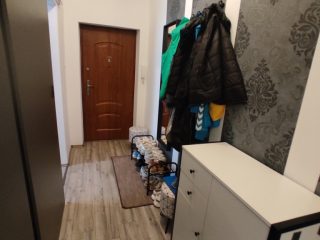 Eladó 52 m²-estársasházi lakás Dunaújváros, Esze Tamás utca: 42'500'000 Ft