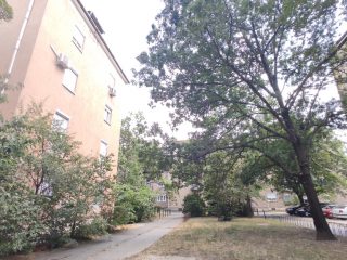 Eladó 52 m²-estársasházi lakás Dunaújváros, Esze Tamás utca: 42'500'000 Ft
