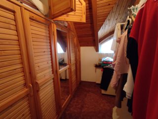 Eladó 350 m²-escsaládi ház Dunaújváros, Gőzmalom utca: 128'000'000 Ft