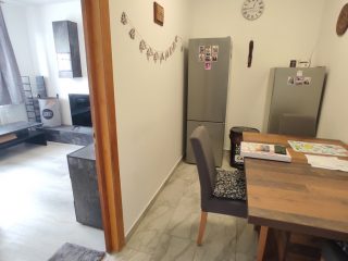 Eladó 53 m²-estársasházi lakás Dunaújváros, Lobogó utca: 38'500'000 Ft