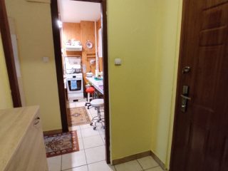 Eladó 57 m²-estársasházi lakás Dunaújváros, Római körút: 34'900'000 Ft