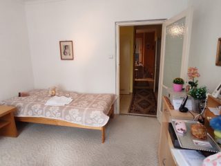 Eladó 57 m²-estársasházi lakás Dunaújváros, Római körút: 34'900'000 Ft