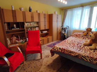 Eladó 57 m²-estársasházi lakás Dunaújváros, Római körút: 34'900'000 Ft