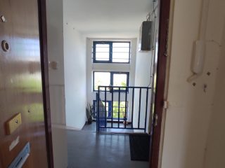 Eladó 47 m²-estársasházi lakás Dunaújváros, Tavasz utca: 29'900'000 Ft