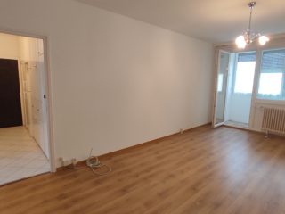 Eladó 52 m²-estársasházi lakás Dunaújváros, Vasmű út: 33'500'000 Ft