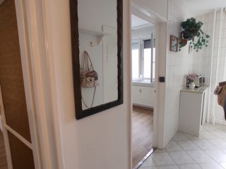 Eladó 52 m²-estársasházi lakás Dunaújváros, Vasmű út: 33'500'000 Ft