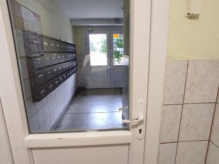 Eladó 52 m²-estársasházi lakás Dunaújváros, Vasmű út: 33'500'000 Ft