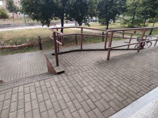 Eladó 52 m²-estársasházi lakás Dunaújváros, Vasmű út: 33'500'000 Ft