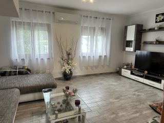 Eladó 100 m²-escsaládi ház Dunavarsány, Kis-Duna: 133'000'000 Ft