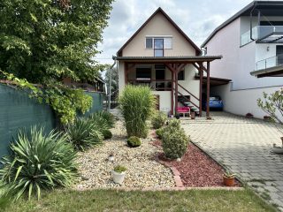 Eladó 100 m²-escsaládi ház Dunavarsány, Kis-Duna: 133'000'000 Ft