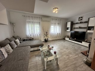 Eladó 100 m²-escsaládi ház Dunavarsány, Kis-Duna: 133'000'000 Ft