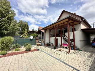 Eladó 100 m²-escsaládi ház Dunavarsány, Kis-Duna: 133'000'000 Ft