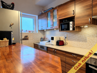 Eladó 72 m²-escsaládi ház Ecser, Apponyi utca: 89'900'000 Ft