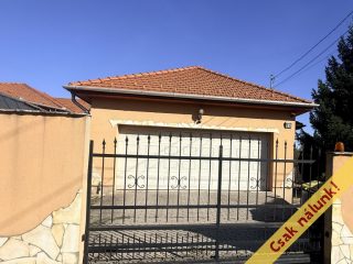 Eladó 133 m²-escsaládi ház Ecser, Nádas Béla utca: 150'000'000 Ft