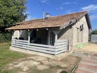 Eladó 62 m²-escsaládi ház Ercsi, Író nevek utca: 35'000'000 Ft